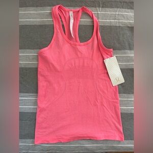 NWT lululemon swiftly tech racerback size 6